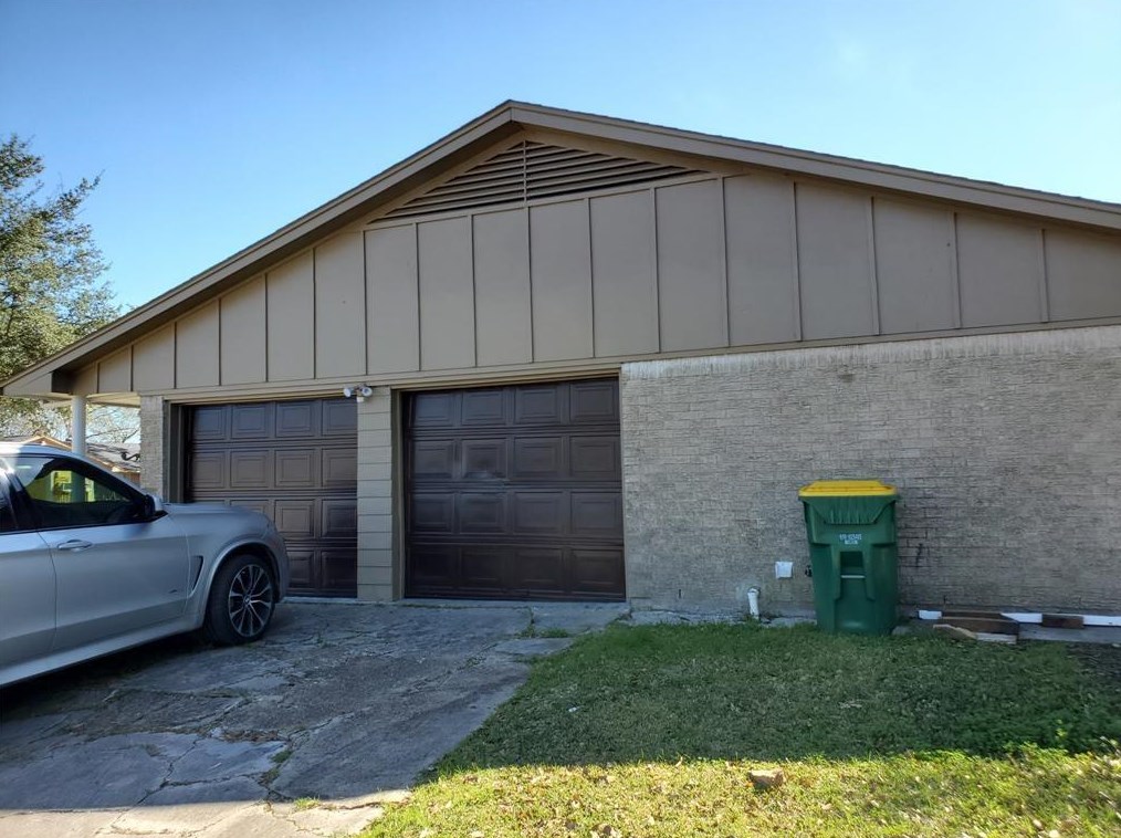 1516 Narcille St, Baytown, TX 77520