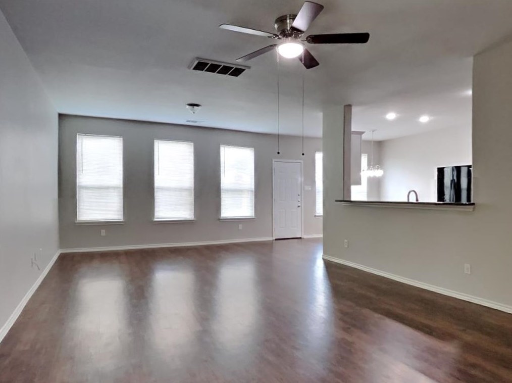 1411 Seagler Pond Ln #3, Houston, TX 77073