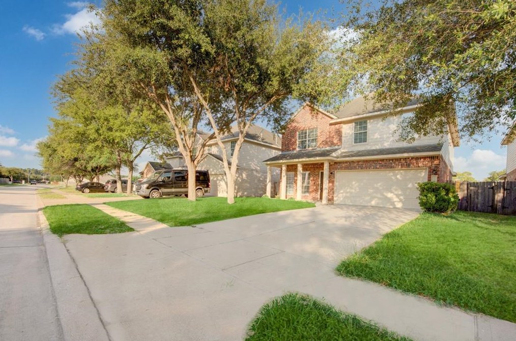2726 Empire Oaks Ln, Katy, TX 77494