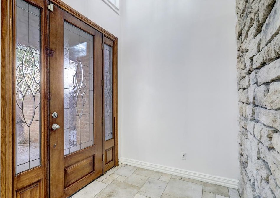 4720 Cashel Cir, Houston TX  77069-3504 exterior
