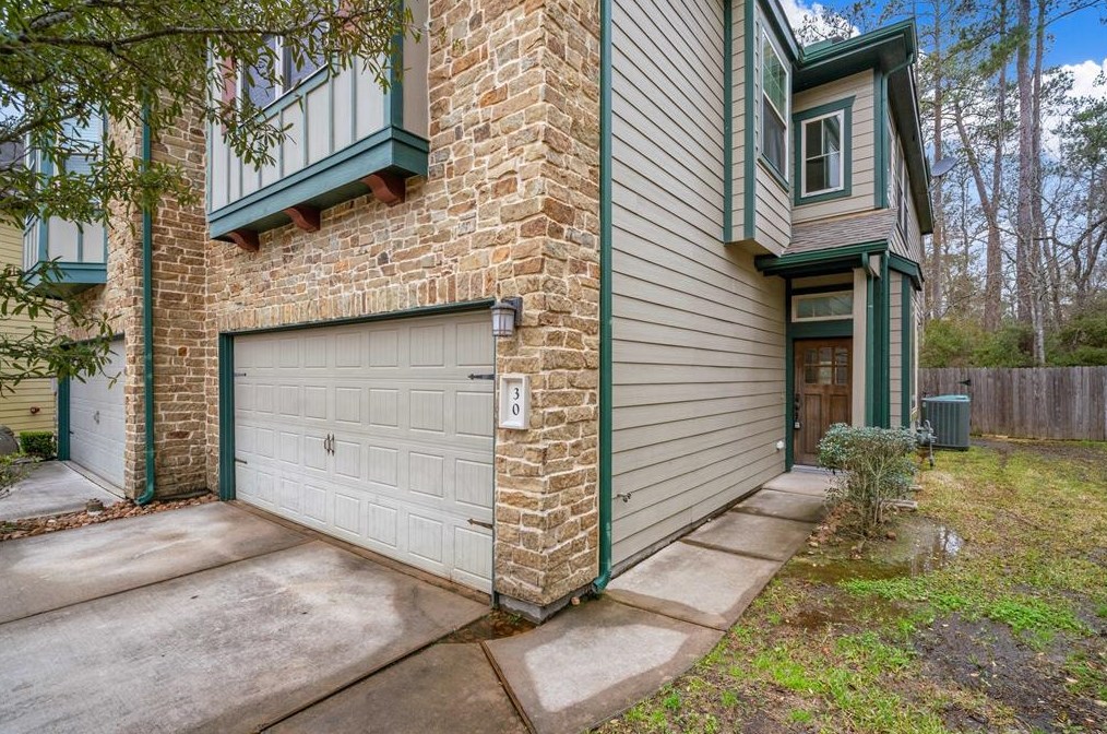 30 Cheswood Manor Dr, Spring, TX 77382-5380
