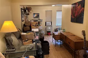 2416 E Bayshore Dr, Dickinson, TX 77539 - Photo 8