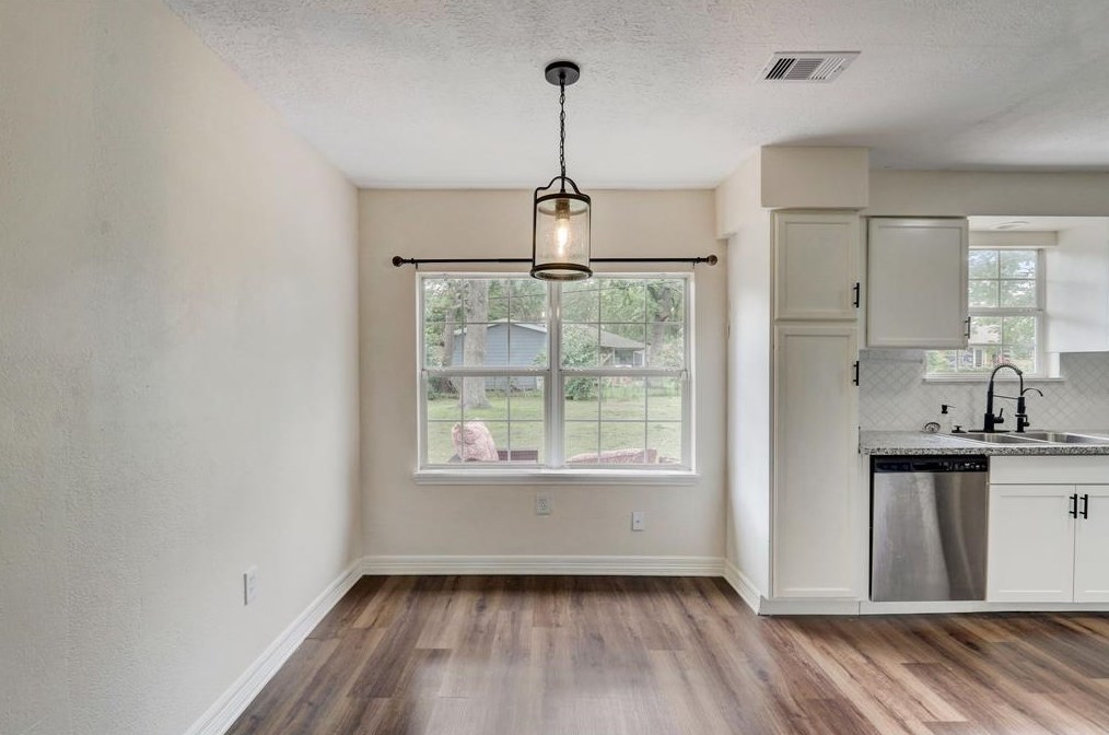 10413 Wolbrook, Houston TX  77016-3207 exterior