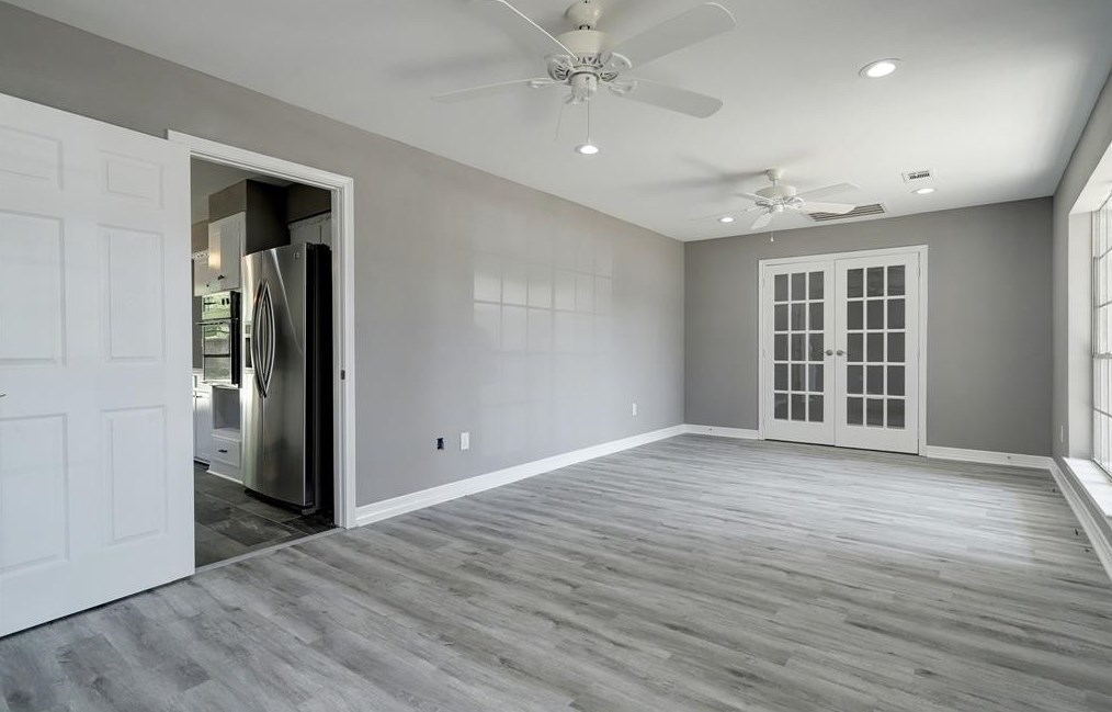 25302 Oakhurst Dr, Spring TX  77386-1425 exterior