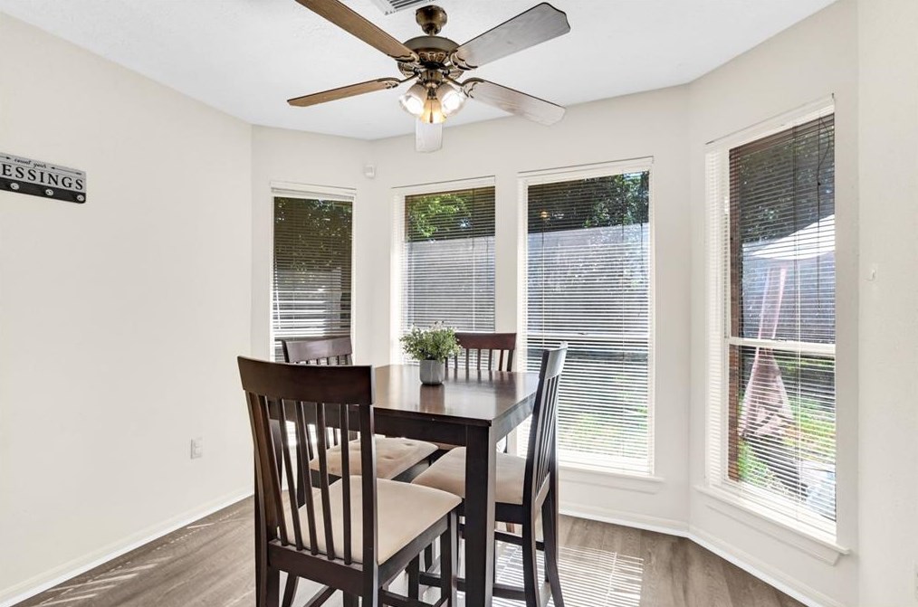 14615 Oak Chase Dr, Houston TX  77062-2212 exterior