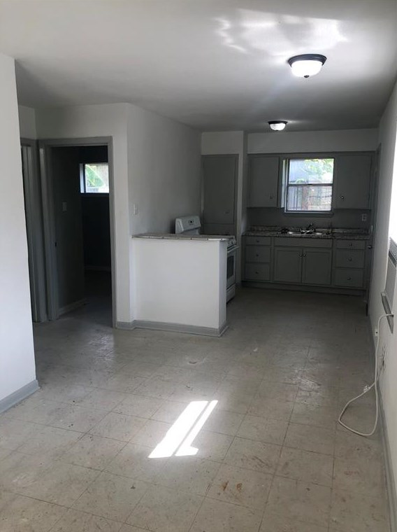 404 James St #b, Houston, TX 77009