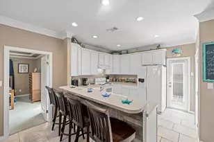 13929 Pirates Beach Blvd Blvd, Galveston, TX 77554 - Photo 10