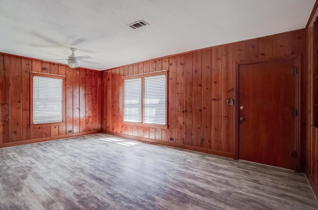 1300 Brazos St, Richmond TX  77471-3347 exterior