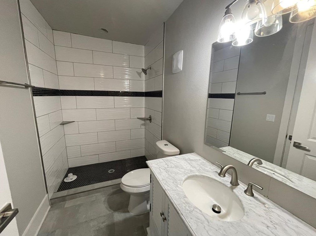 2727 Houston Ave #304, Houston, TX 77009