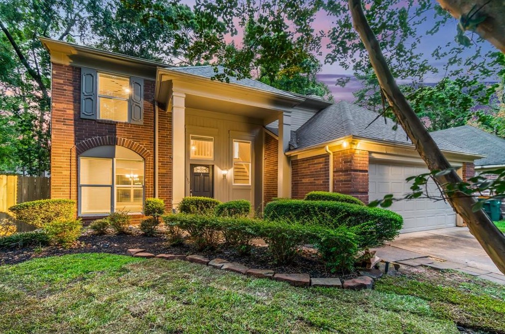 139 Village Knoll Cir, Spring TX  77381-4452 exterior