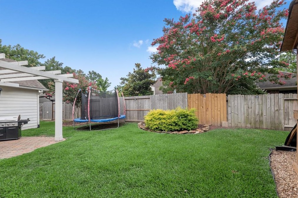 17807 Stoney Glade Ct, Houston TX  77095-4446 exterior