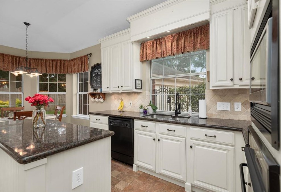 17807 Stoney Glade Ct, Houston TX  77095-4446 exterior