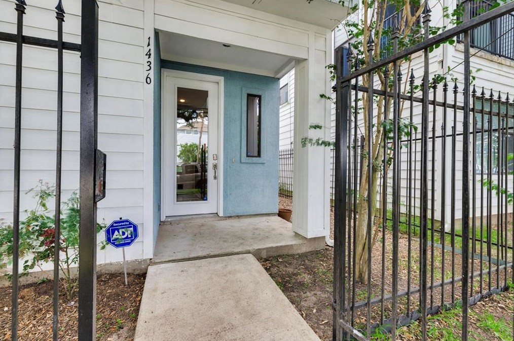 1436 Ennis St, Houston, TX 77003