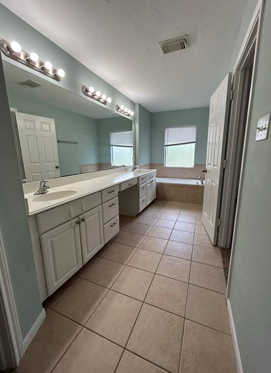 5227 Brinkman Ct, Houston, TX 77091