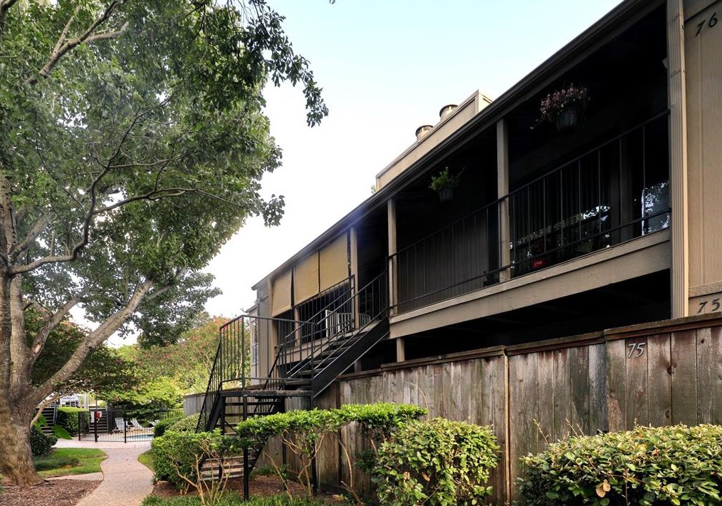 5711 Sugar Hill Dr #76, Houston, TX 77057