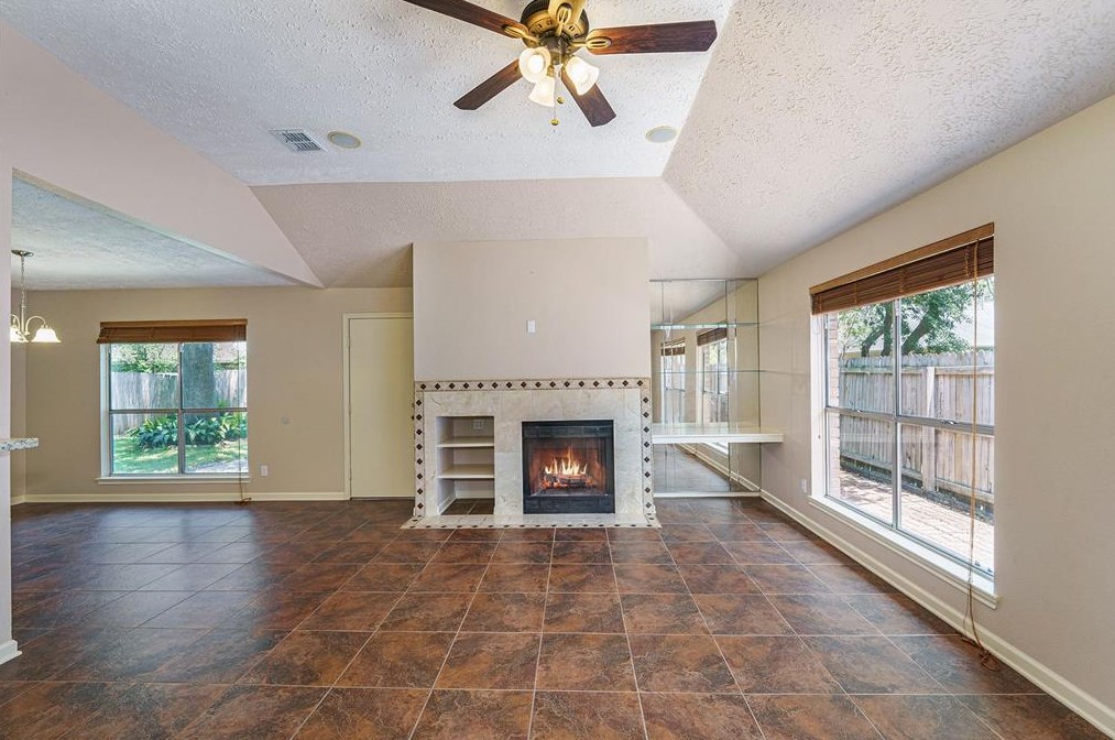 2402 Pebbledowne Cir, Sugar Land TX 77478-6079 exterior