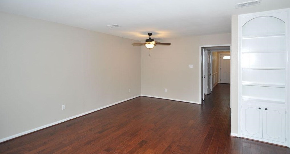 14107 Misty Meadow Ln, Houston TX  77079-3101 exterior