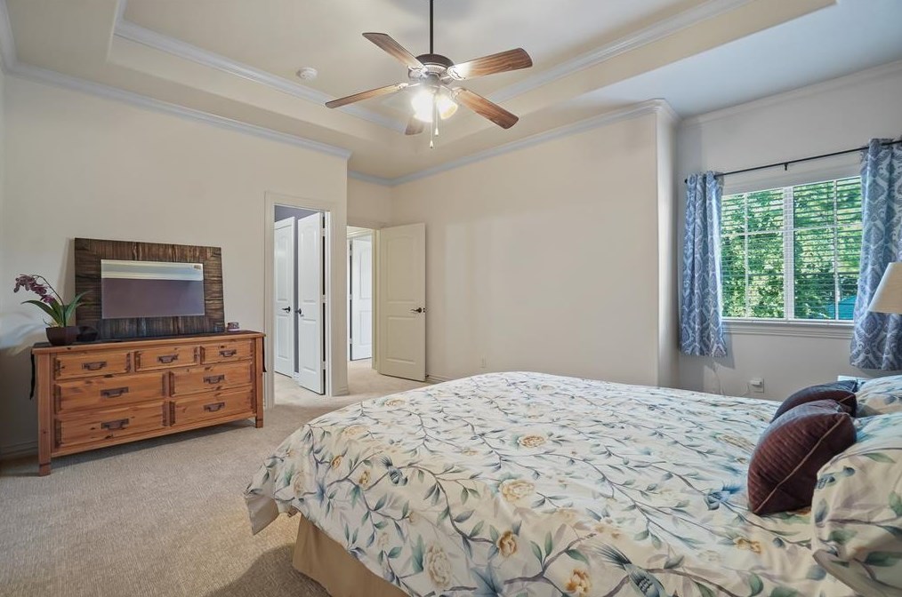 13203 Msn Vly Dr, Houston TX  77069-2520 exterior