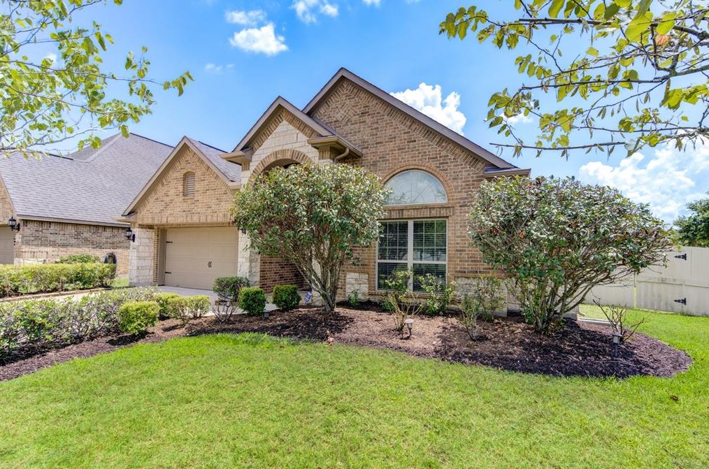 1043 Mysterium Ln, Richmond, TX 77469