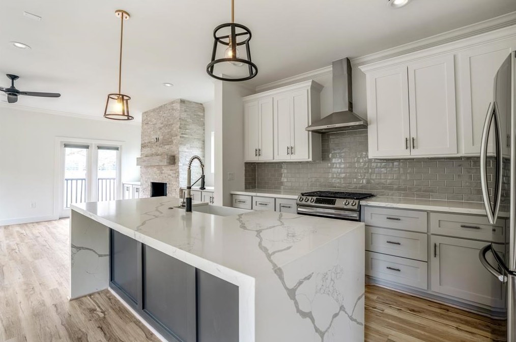 402 37th St, Houston TX  77018-6536 exterior