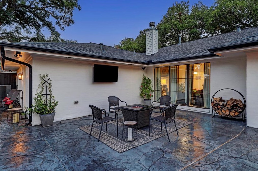 3622 Durness Way, Houston TX  77025-2518 exterior