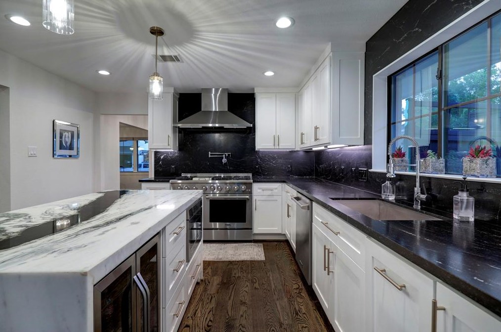 3622 Durness Way, Houston TX  77025-2518 exterior