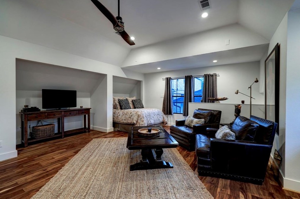 3622 Durness Way, Houston TX  77025-2518 exterior