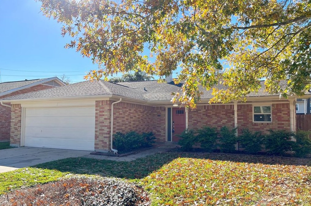 3106 Sleepy Hollow Dr, Sugar Land, TX 77479