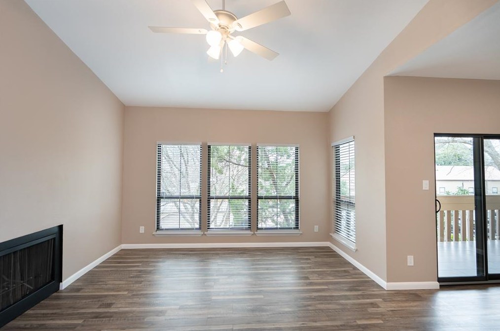 5100 Milwee St Apt 126, Houston, TX 77092