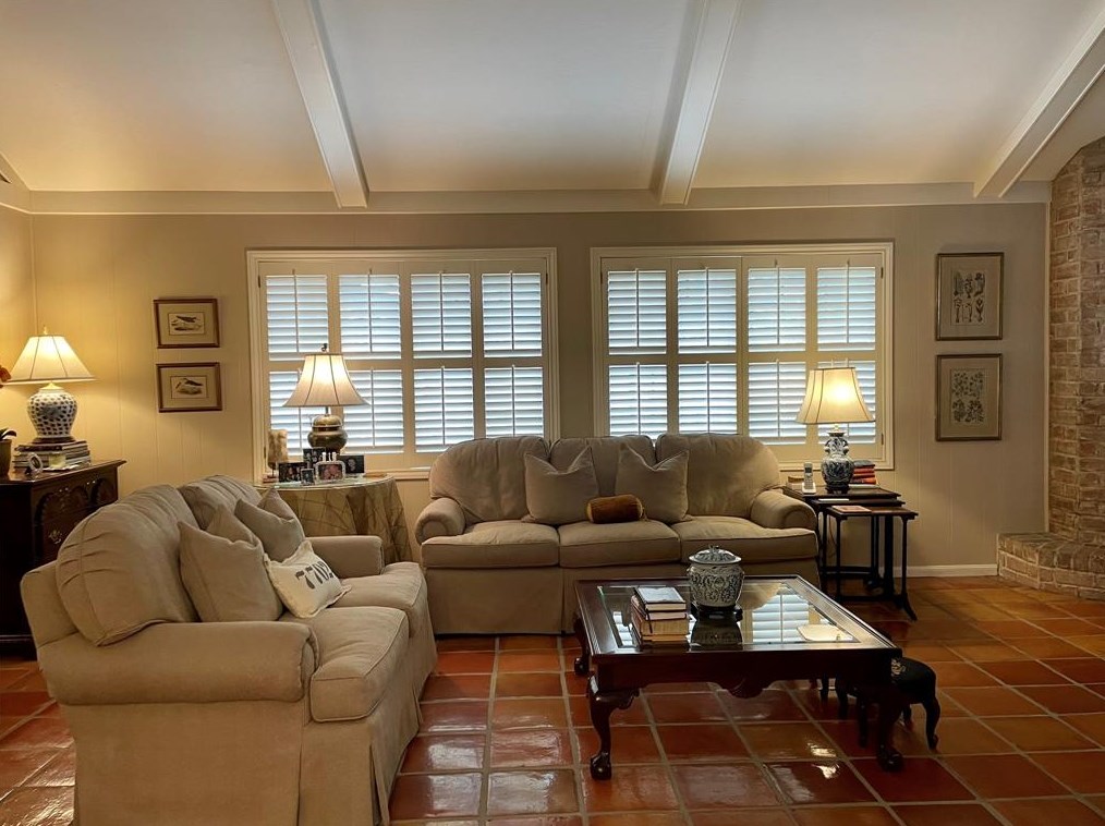 12514 Woodthorpe Ln, Houston TX  77024-4110 exterior