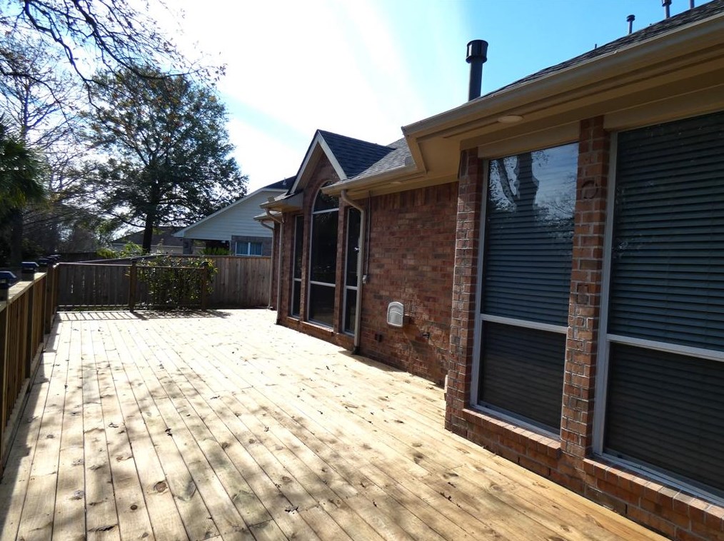 7514 Oak Fern, Houston TX 77040-6888 exterior