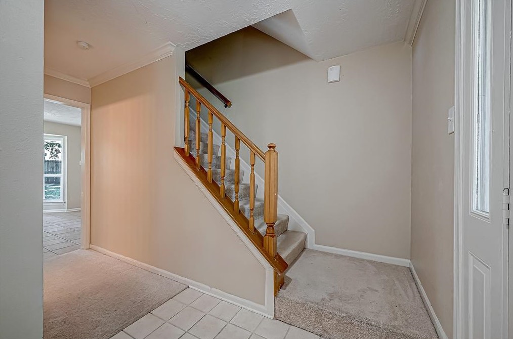 7818 Sunny Rdg Dr, Houston TX  exterior