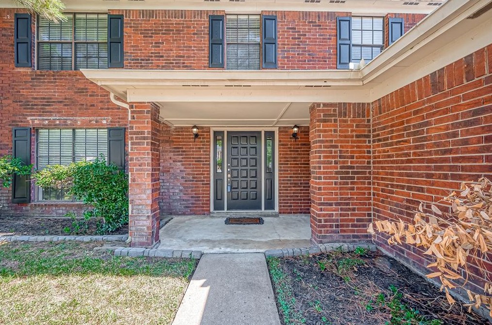 7818 Sunny Rdg Dr, Houston TX  exterior