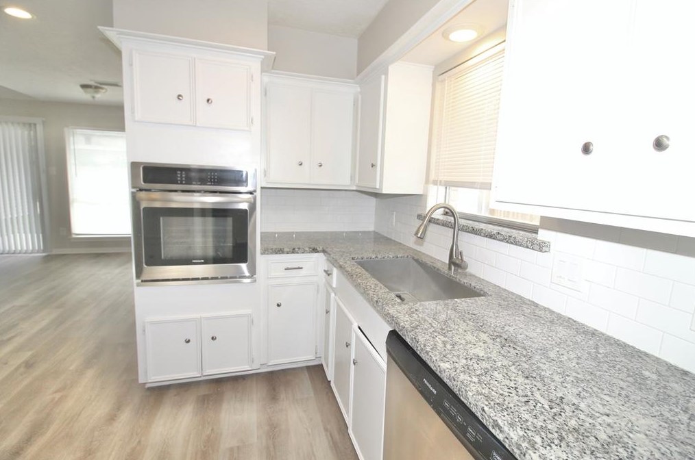 2423 Quail Valley E Dr, Missouri City, TX 77459