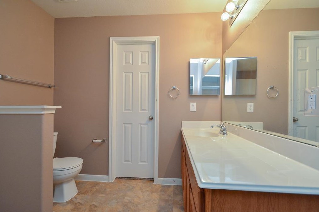 25222 Dappled Filly Dr, Tomball TX  77375-1007 exterior