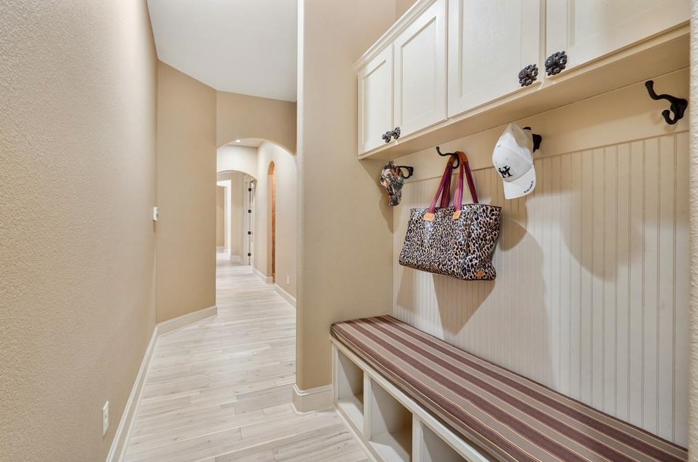 32622 Waterworth Ct, Fulshear TX 77441-4366 exterior