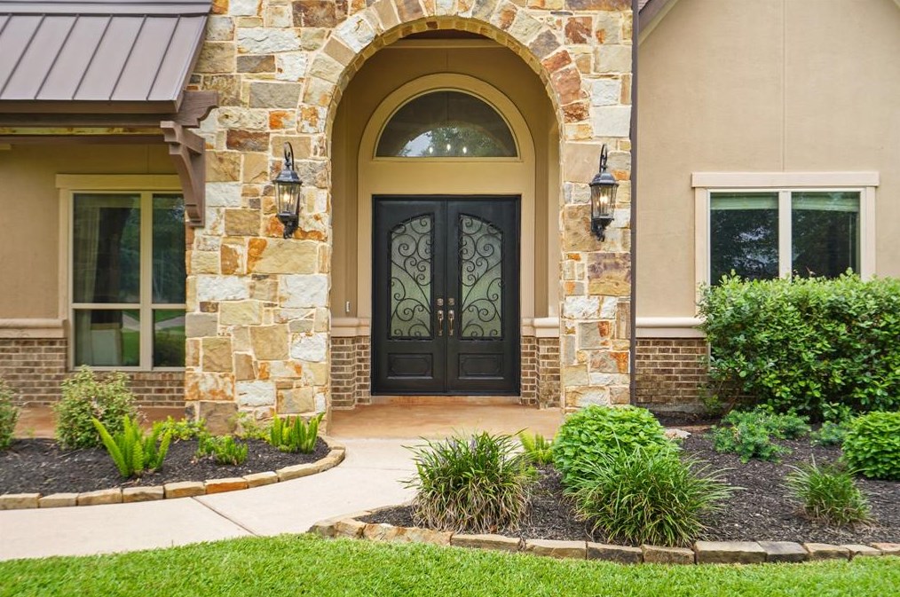 32622 Waterworth Ct, Fulshear TX 77441-4366 exterior