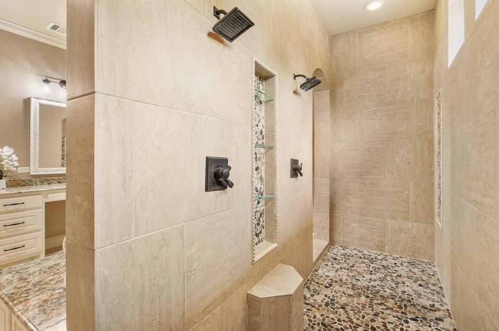 32622 Waterworth Ct, Fulshear TX 77441-4366 exterior