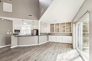 146 Dawns Edge Dr, Conroe, TX 77356 - Photo 10