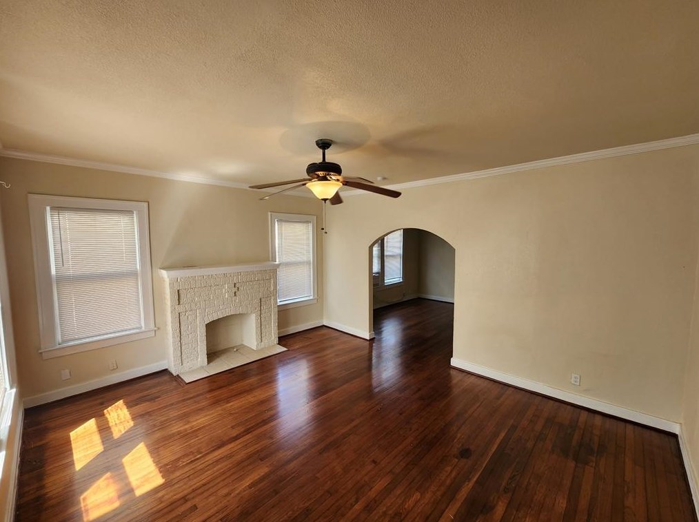 2805 Cleburne St, Houston, TX 77004