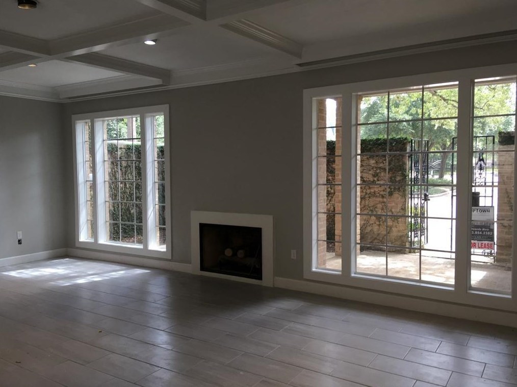 47 Bayou Pointe Dr, Houston, TX 77063-1037