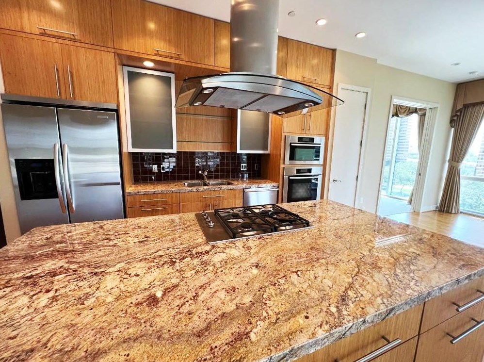 1600 Post Oak Blvd #901, Houston, TX 77056