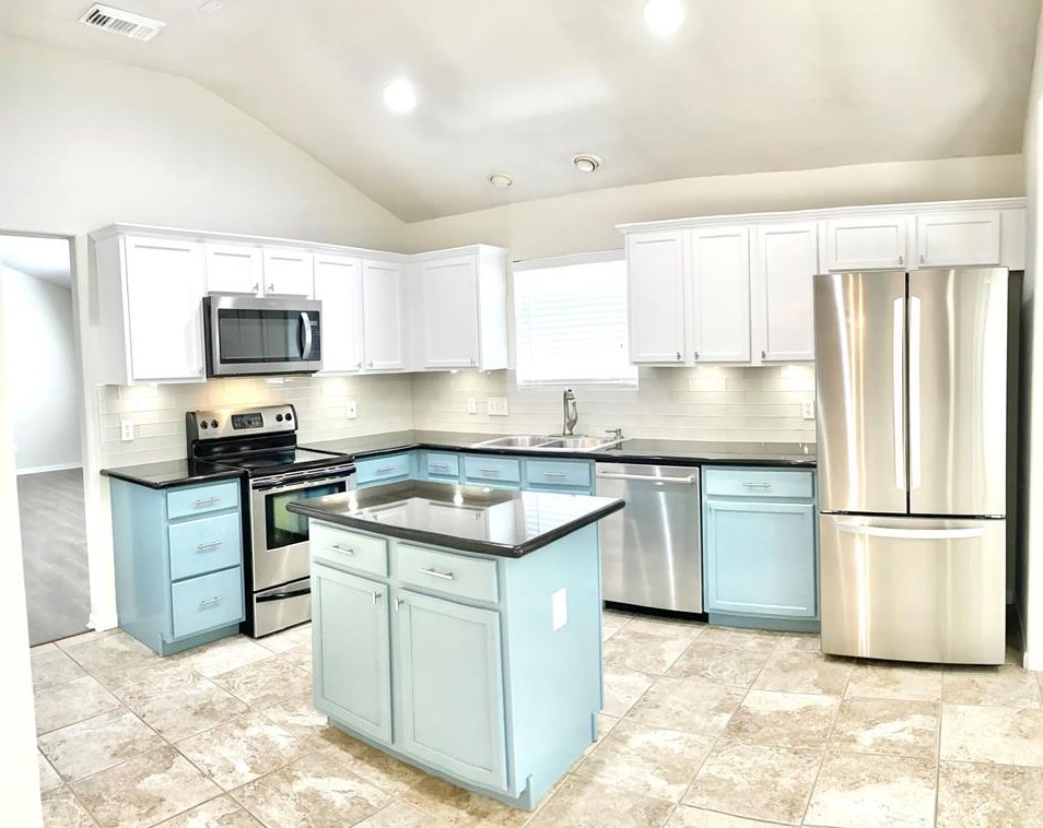 6 Tivoli Garden Ct, Spring, TX 77382