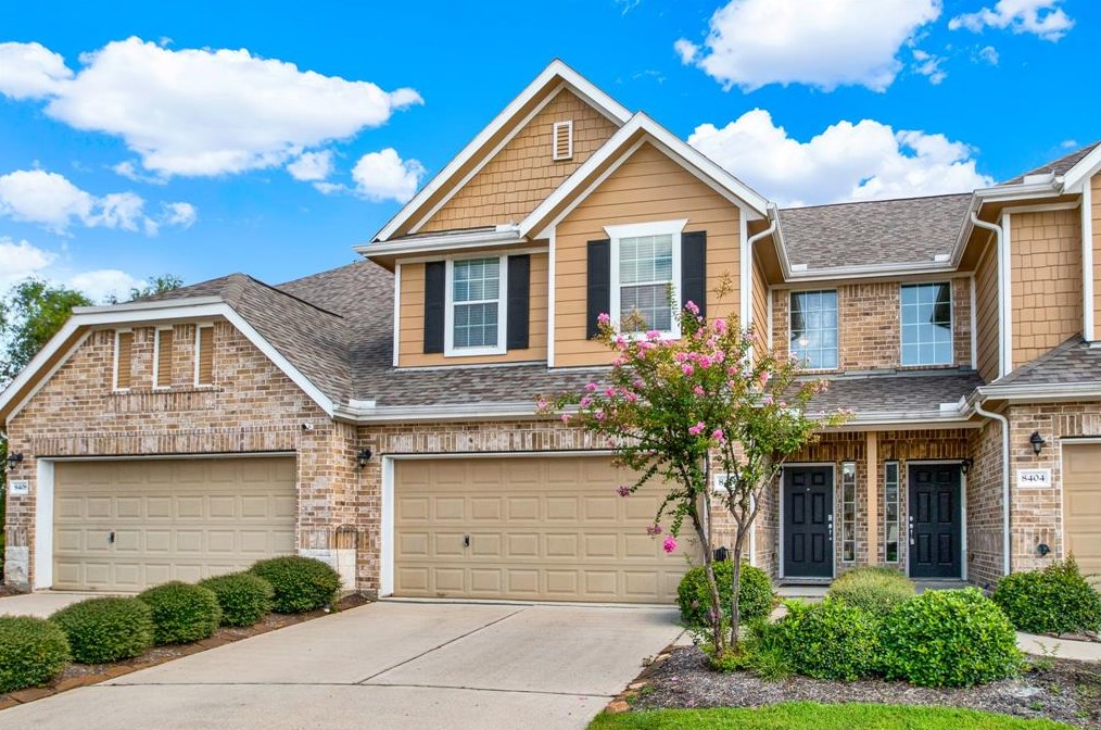 8406 Willow Loch Dr, Spring, TX 77379-7497