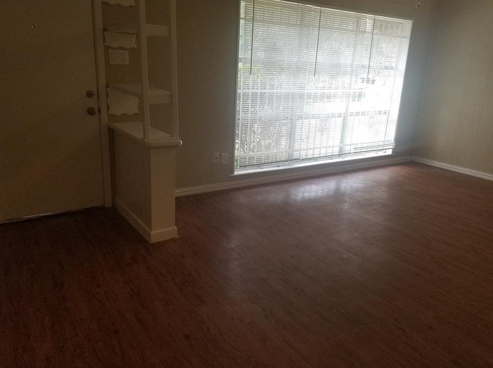 10421 Hinds St, Houston TX  77034-2002 exterior