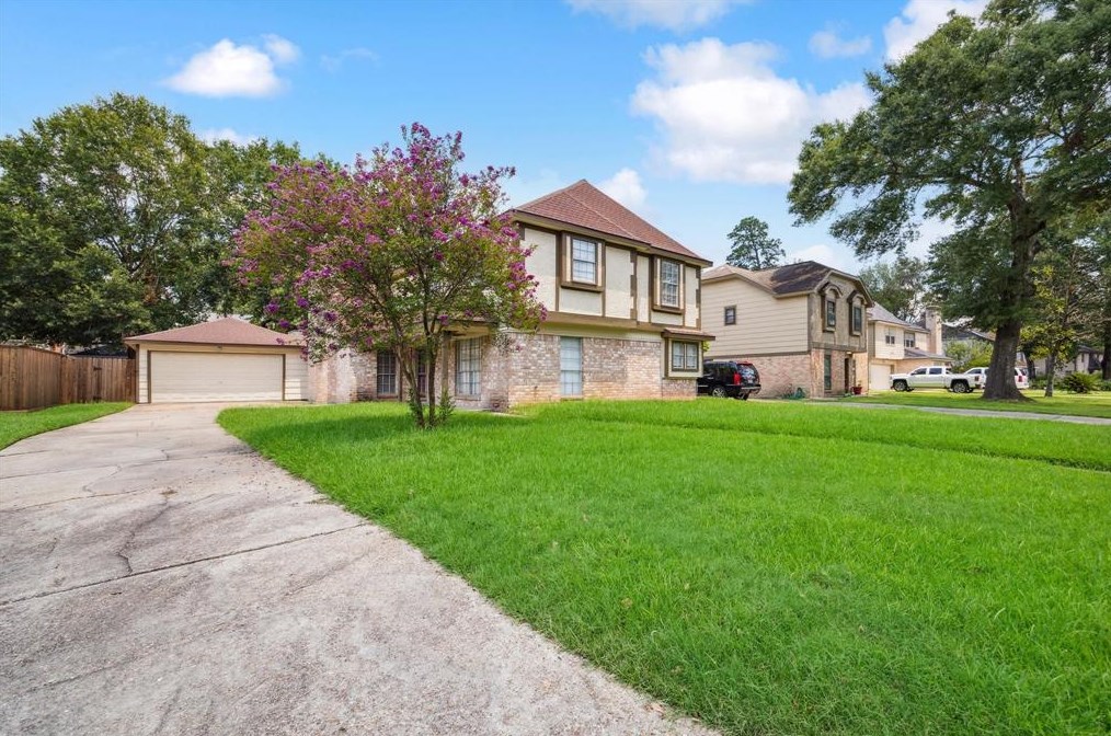 5707 Arenas Timbers Dr, Humble, TX 77346