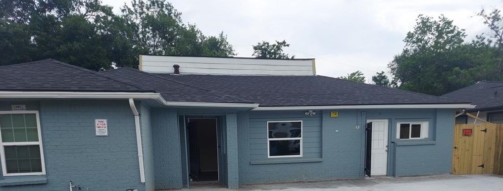 5714 Doulton Dr, Houston TX  77033-2002 exterior