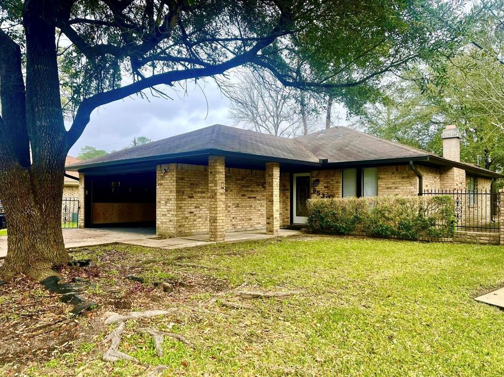 9530 Cumberland Dr, Beaumont, TX 77708-1431