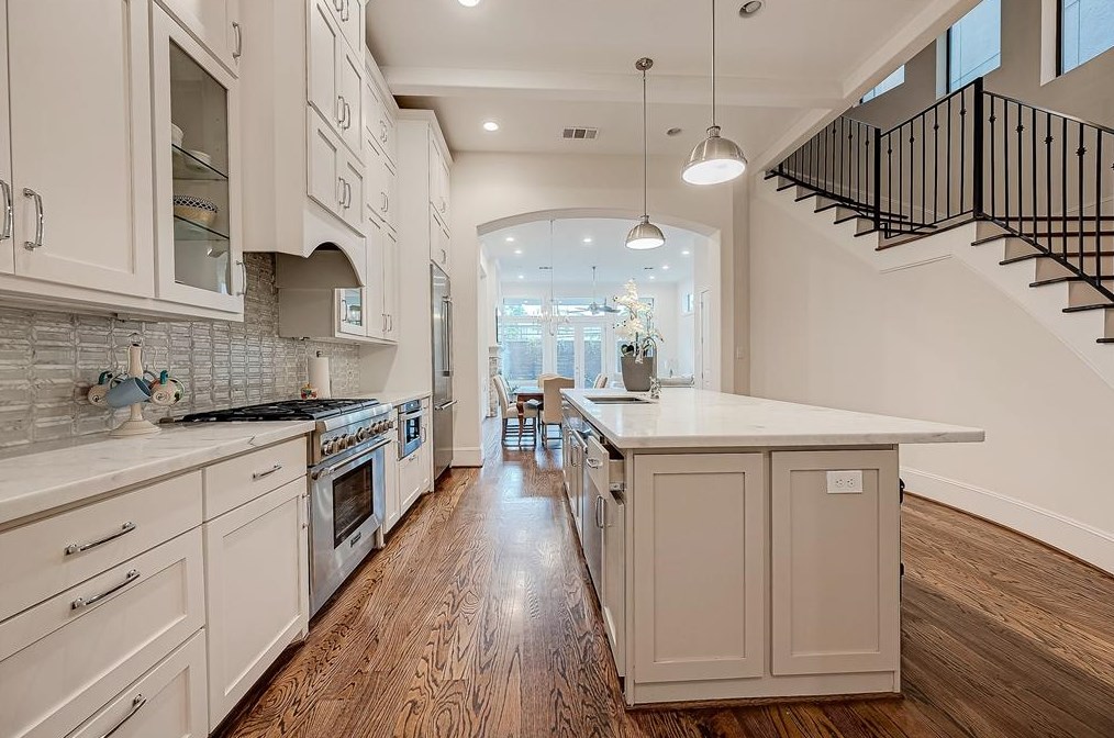4914 Gibson St, Houston TX  77007-5329 exterior