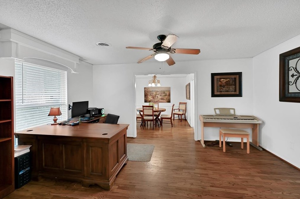 19018 Enchanted Oaks Dr, Spring, TX 77388